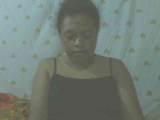 LorahXVane webcam