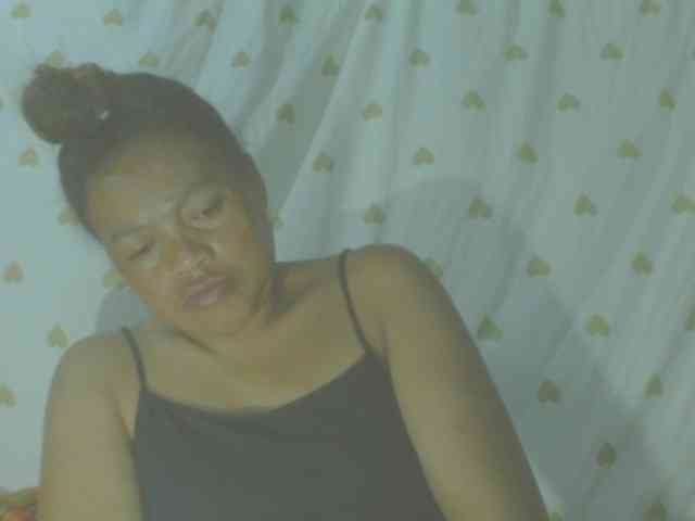 LorahXVane webcam