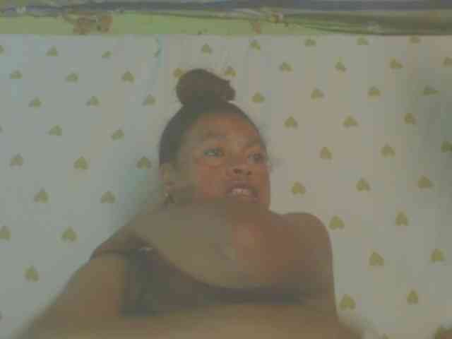 LorahXVane webcam