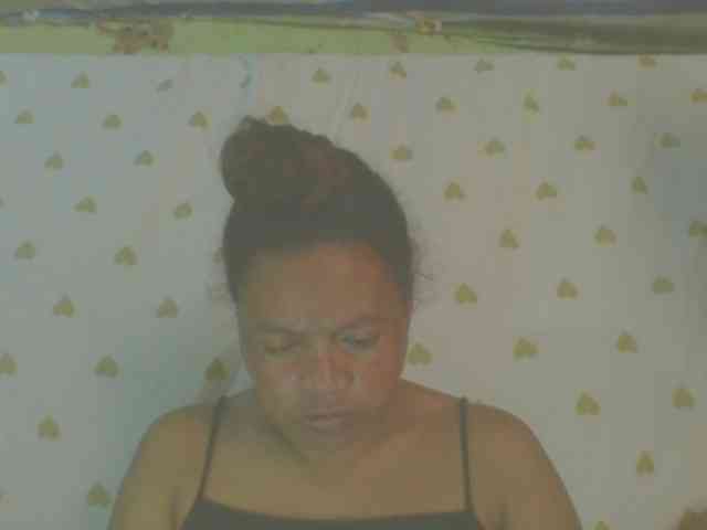 LorahXVane webcam