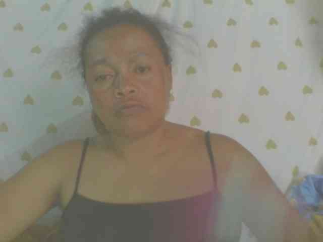 LorahXVane webcam