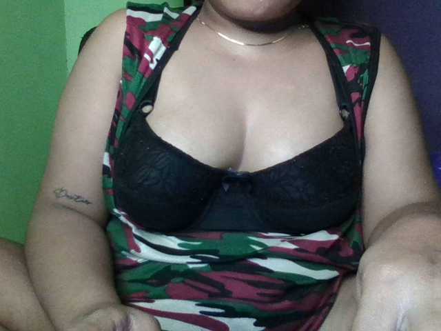 missjoyce webcam