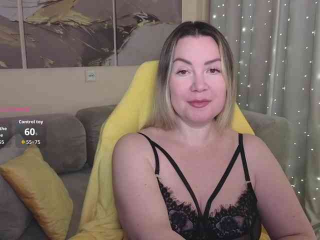 Elya_ webcam
