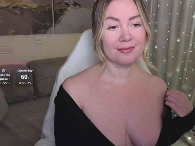 Elya_ webcam