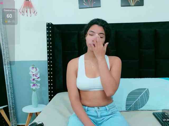 Hornysweetebony webcam