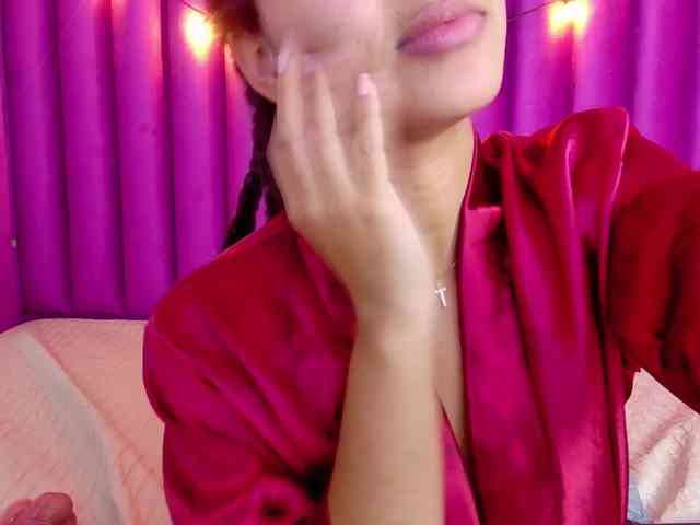 Hornysweetebony webcam