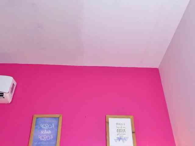 Hornysweetebony webcam