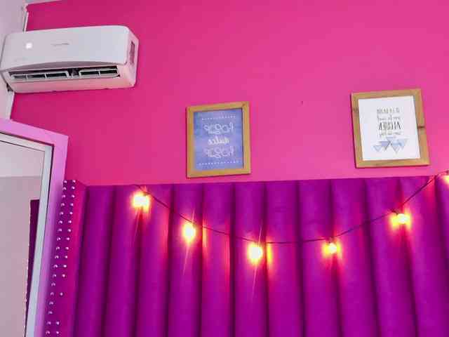 Hornysweetebony webcam