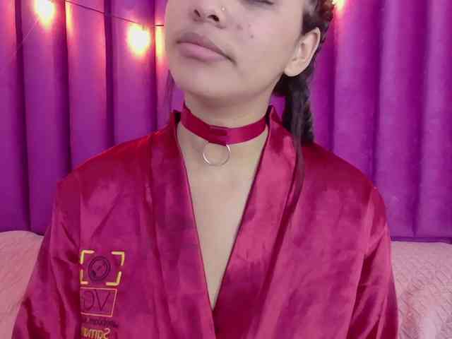 Hornysweetebony webcam