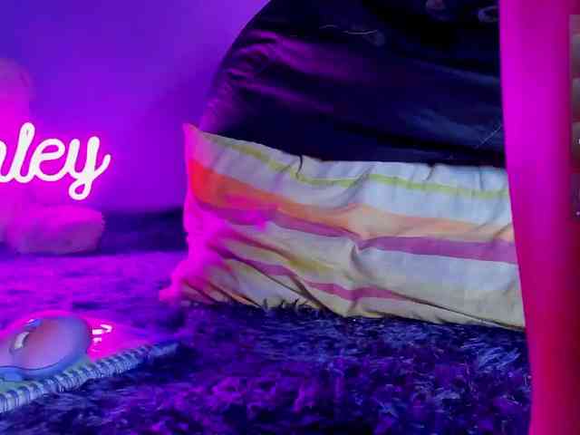 ashley-jenner webcam