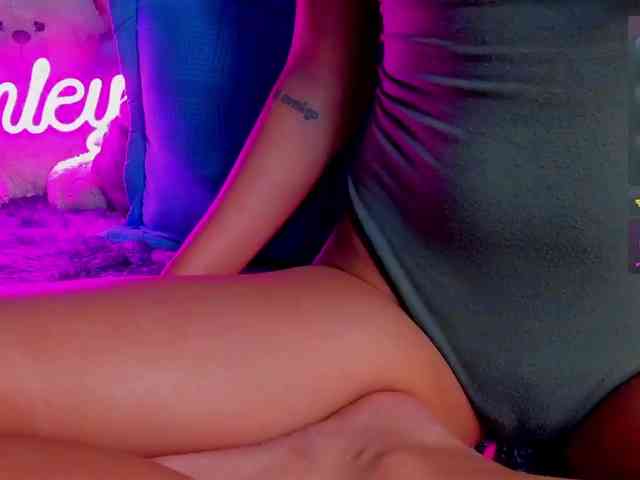 ashley-jenner webcam