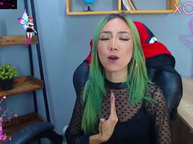 ErikaStevens webcam