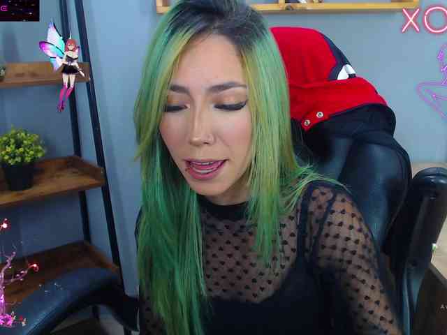 ErikaStevens webcam