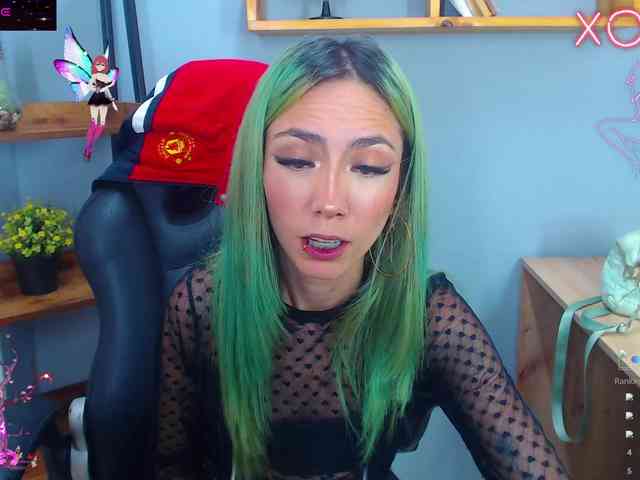 ErikaStevens webcam