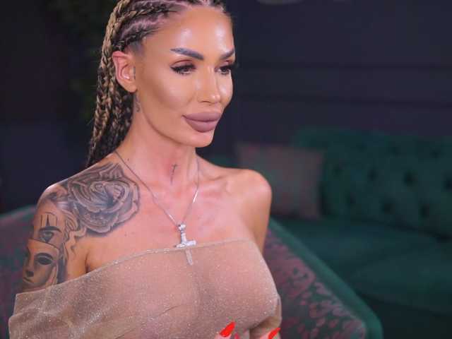 RaquelleVon webcam