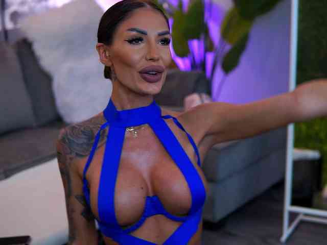 RaquelleVon webcam