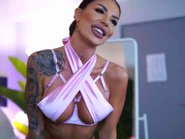 RaquelleVon webcam