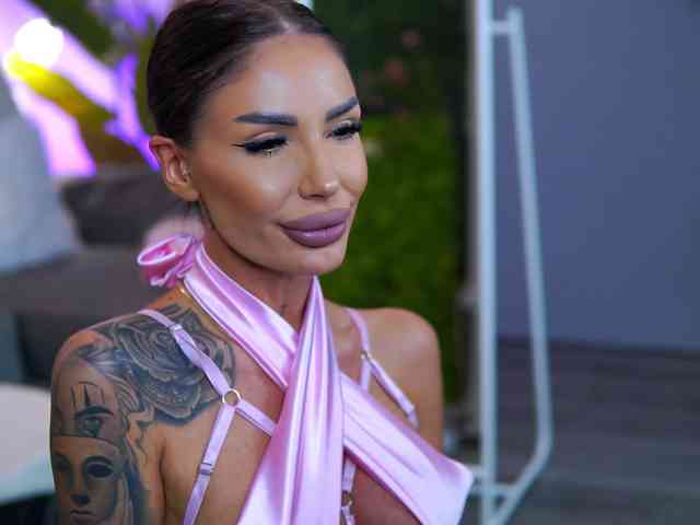 RaquelleVon