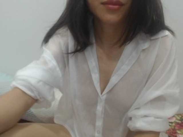 SKINNY-SINGLE webcam