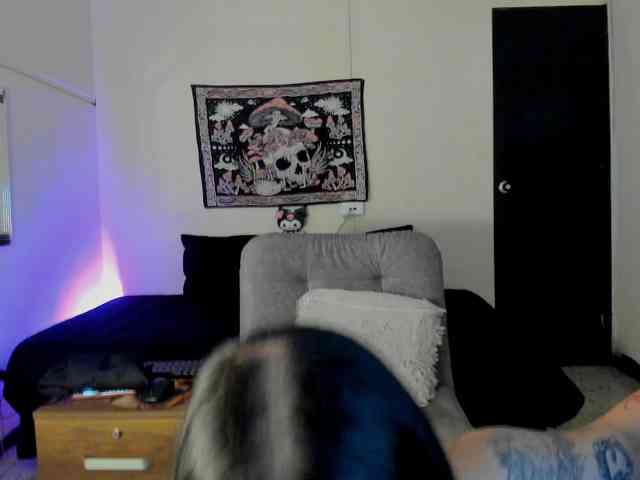Liily-moore webcam
