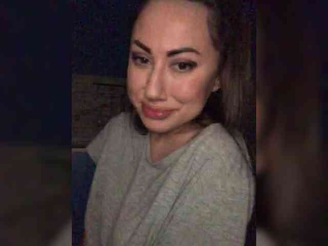 Kitana_mk webcam