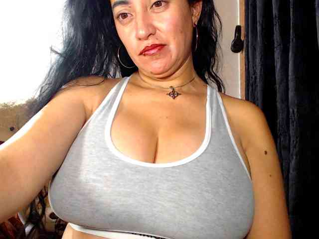 AlexandrinaFenix webcam