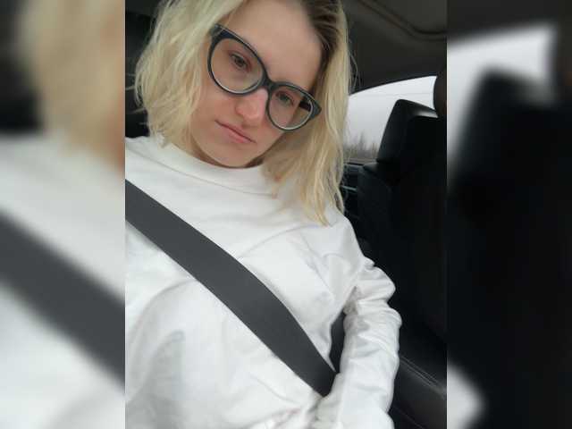 Accedi alla chat con il nickname Sexy-Sweets Sexy-Sweets