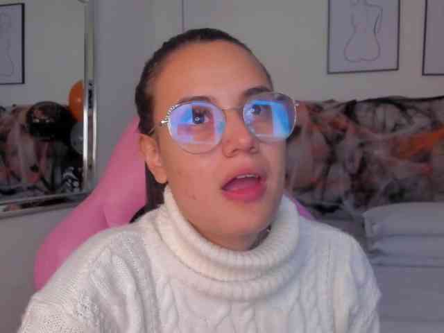 Susan-sweet webcam