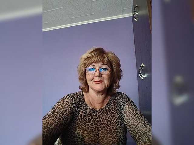 KarinkaSweet webcam