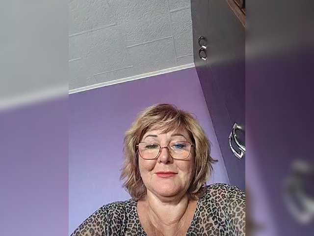 KarinkaSweet webcam