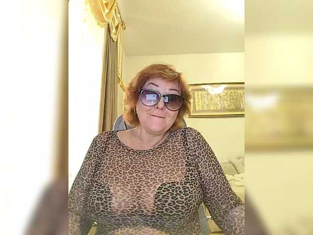 KarinkaSweet webcam