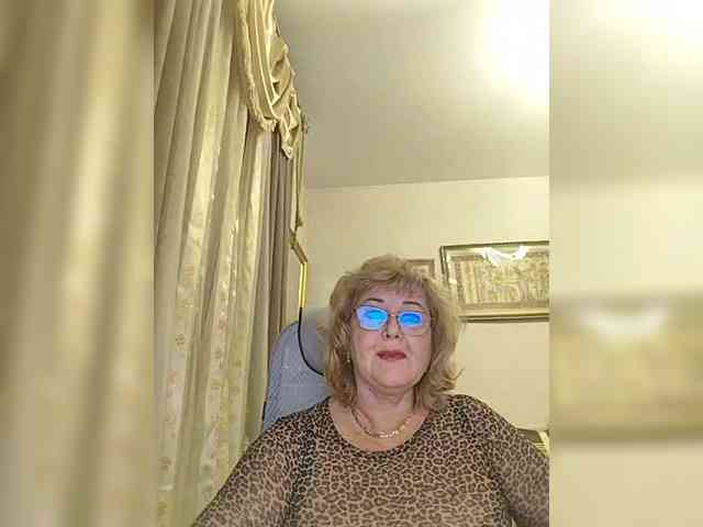 KarinkaSweet webcam