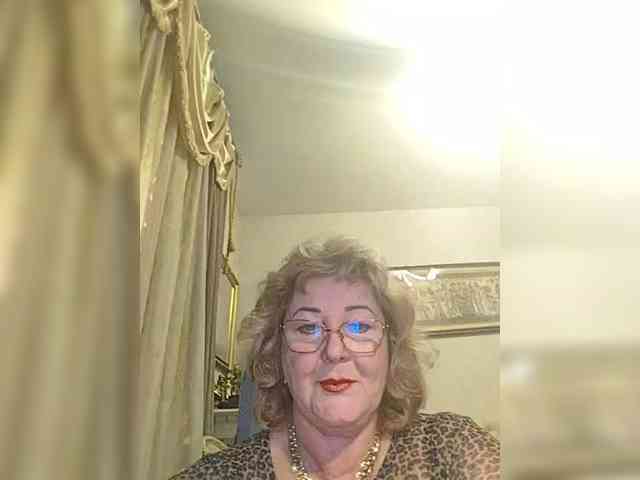 KarinkaSweet webcam