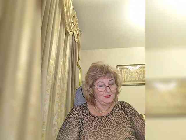 KarinkaSweet webcam