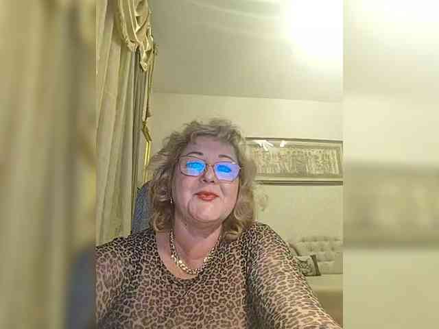 KarinkaSweet webcam