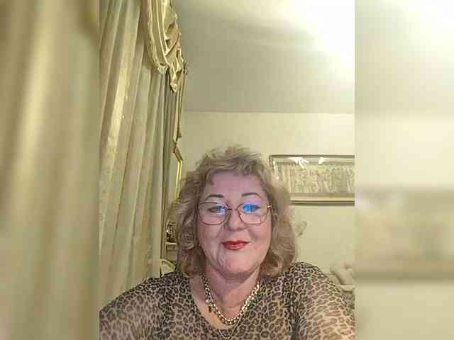 KarinkaSweet webcam