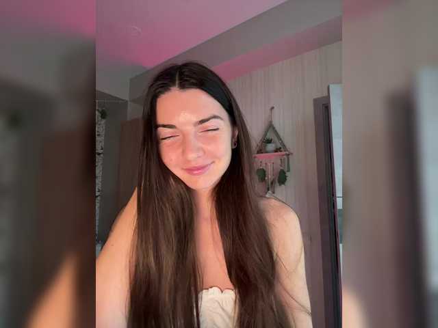 Entrez le videochat erotique avec le
modèle -Saharochek- -Saharochek-