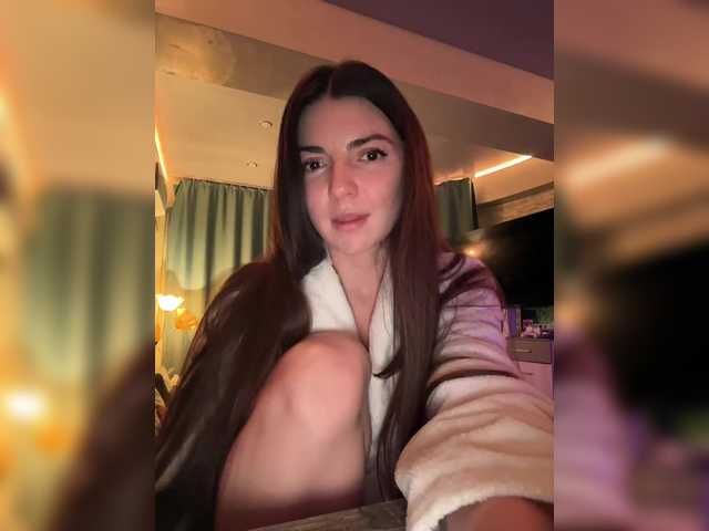 Gratis Live Sexcam mit -Saharochek- -Saharochek-