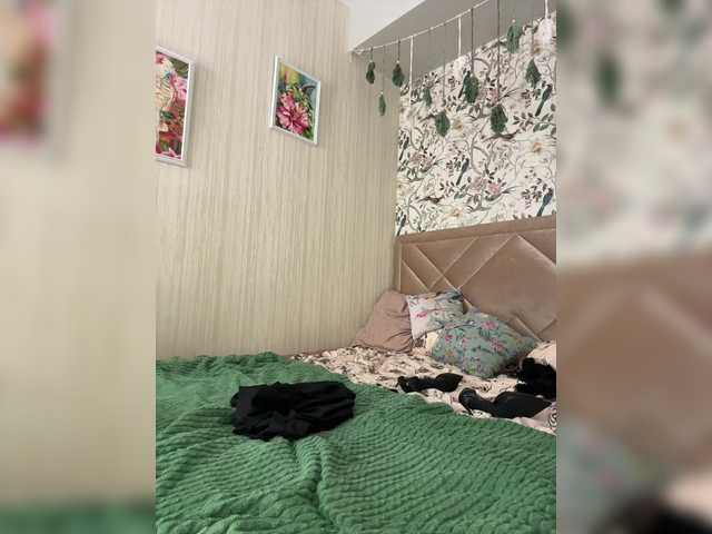 Gratis Live Sexcam mit -Saharochek- -Saharochek-