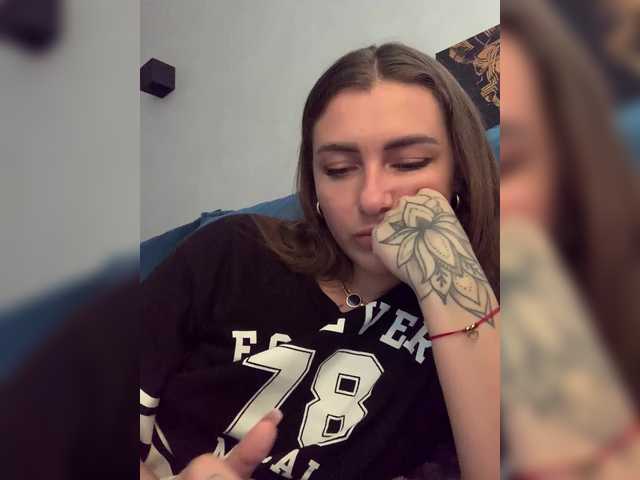 WILDGIRL webcam