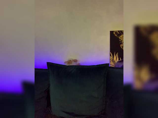 WILDGIRL webcam