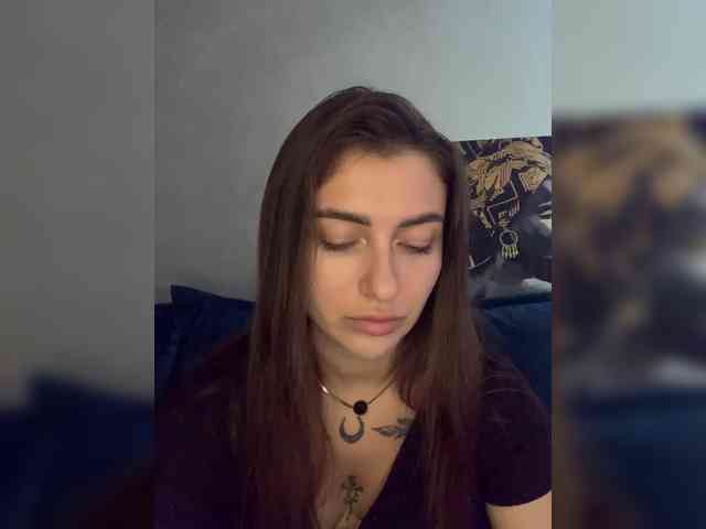WILDGIRL webcam