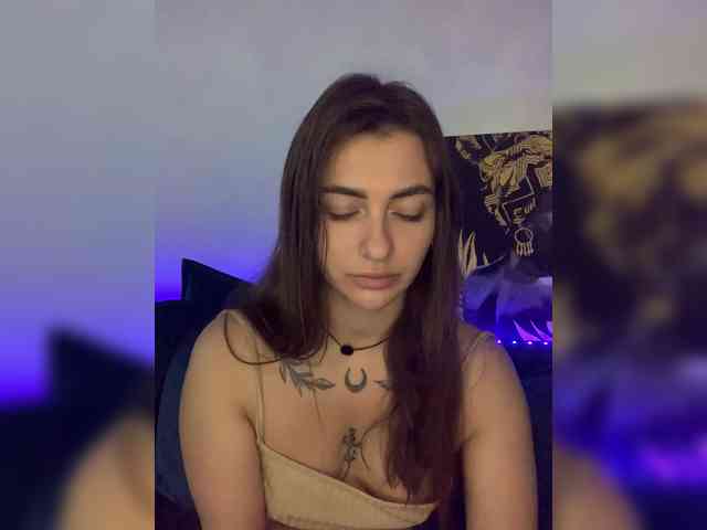 WILDGIRL webcam
