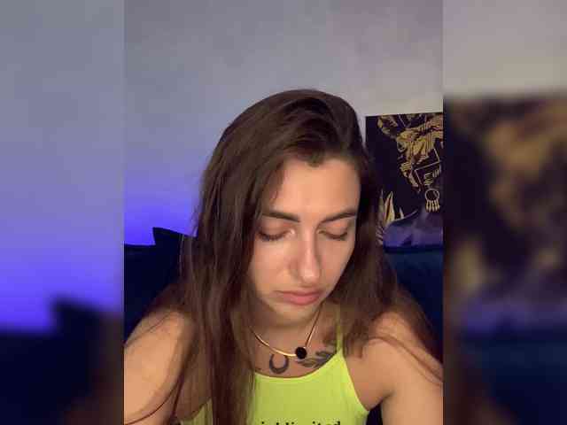 WILDGIRL webcam