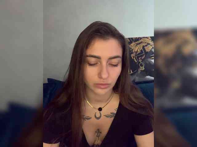 WILDGIRL webcam