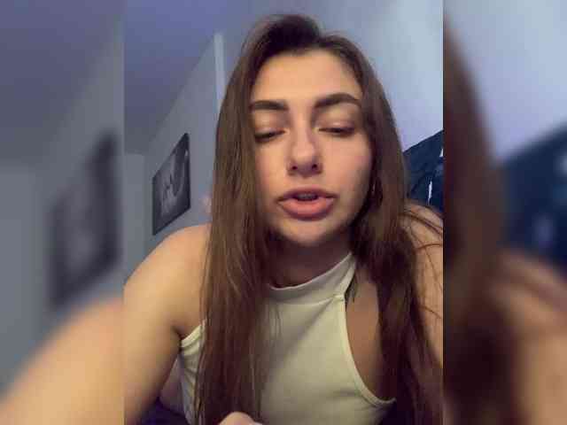 WILDGIRL webcam