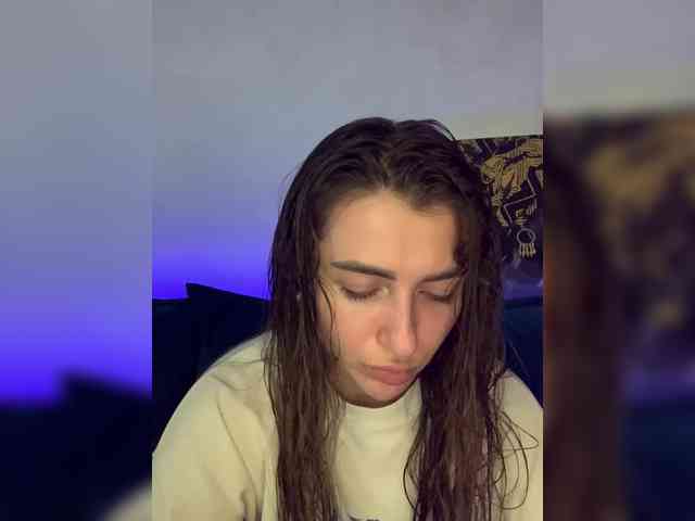 WILDGIRL webcam