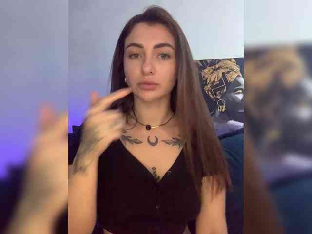 WILDGIRL webcam
