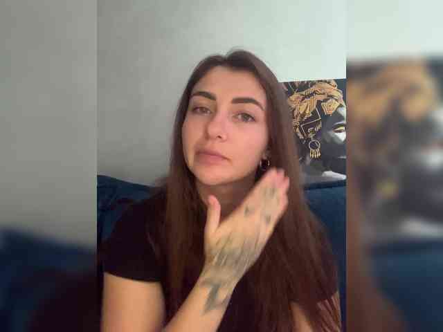WILDGIRL webcam