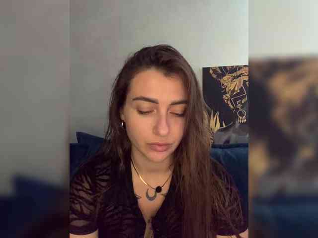 WILDGIRL webcam